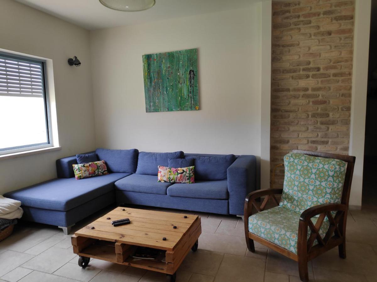 Villa By The River Facing The Hermon In Dafna Exteriör bild